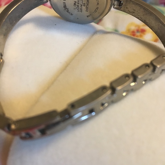 Ladies Watch - Picture 5 of 8